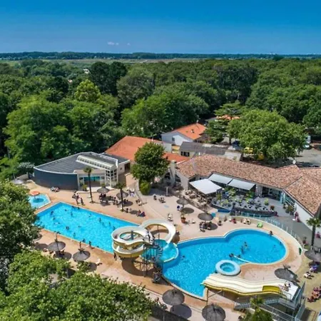 Camping 4 Etoiles - Piscine - Eeccf0 Saint-Hilaire-de-Riez Exterior photo