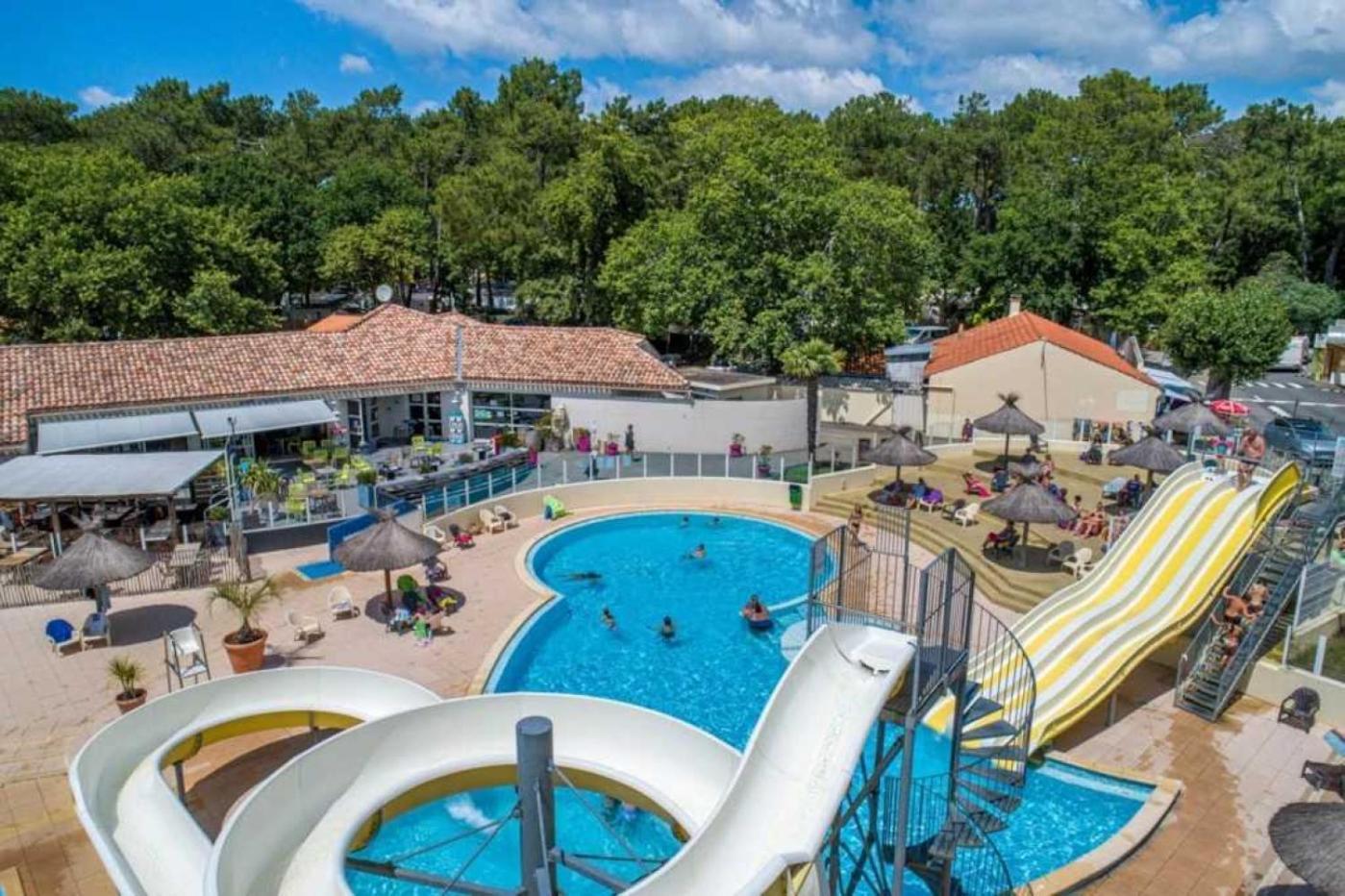 4 Etoiles - Piscine - Eeccf0 *